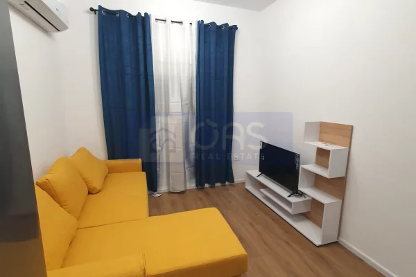 Shtepi me qera Apartament ne Tirane, 1+1, Mobilimi E mobiluar, Pagesa 450  Euro.