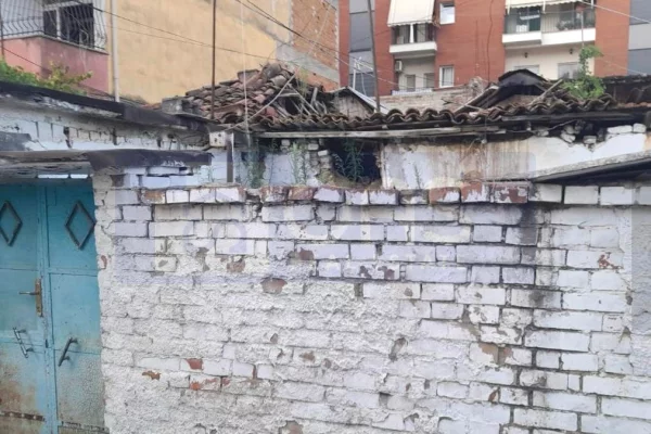 Shtepi ne shitje 2+1 ne Tirane - 118,000 Euro