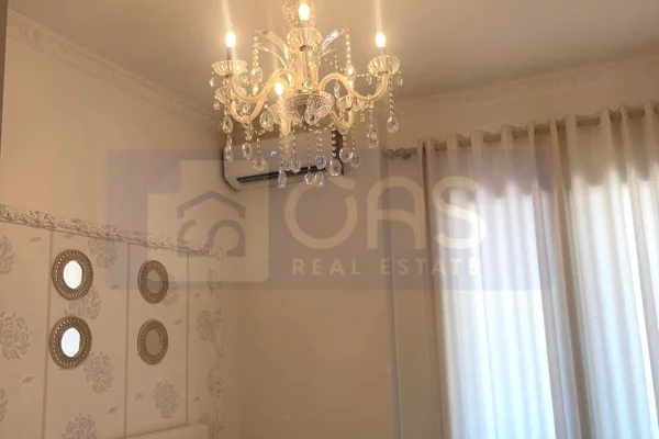 Shtepi ne shitje Apartament ne Tirane, 1+1, Mobilimi E mobiluar, Pagesa 225,000  Euro.