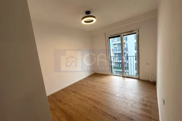 Shtepi ne shitje Apartament ne Tirane, 2+1, Mobilimi Pjeserisht e mobiluar, Pagesa 150,000  Euro.