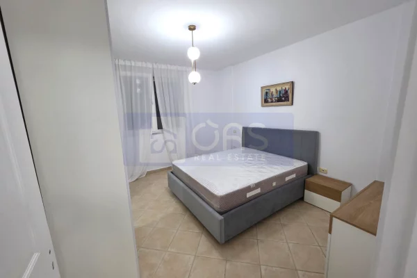 Shtepi me qera Apartament ne Tirane, 1+1, Mobilimi E mobiluar, Pagesa 650  Euro.