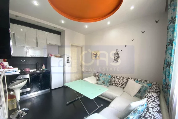 Shtepi me qera 1+1 ne Tirane - 500 Euro