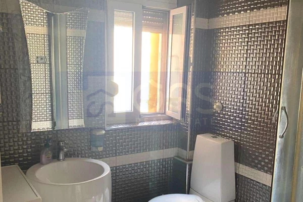 Shtepi me qera 1+1 ne Tirane - 500 Euro