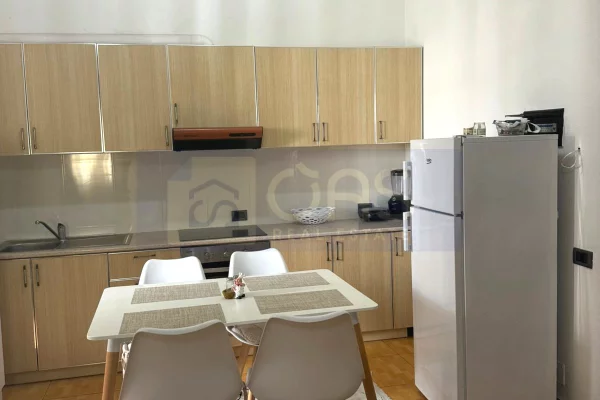 Shtepi me qera 1+1 ne Tirane - 550 Euro