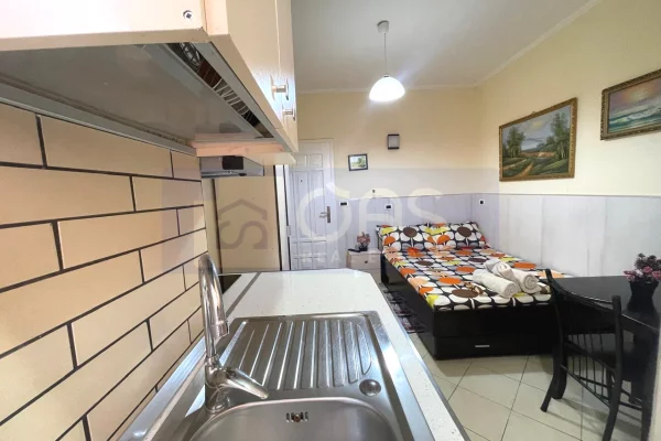 Shtepi me qera Garsoniere ne Tirane - 370 Euro