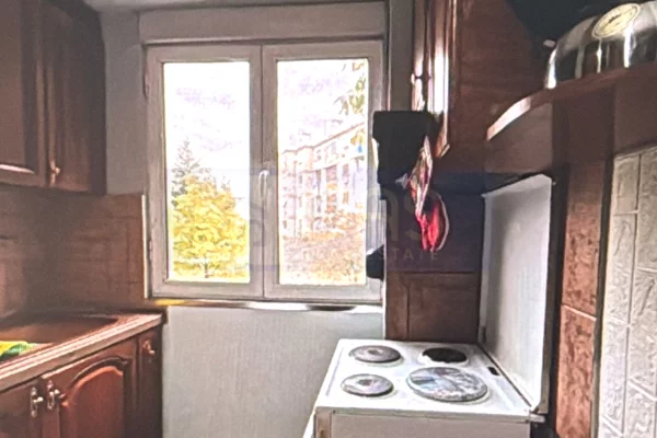 Shtepi me qera 1+1 ne Tirane - 50,000 Leke