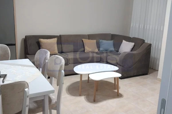 Shtepi ne shitje Apartament ne Tirane, 2+1, Mobilimi Bosh, pa mobiluar, Pagesa 138,000  Euro.