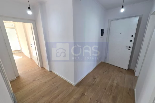 Shtepi ne shitje Apartament ne Tirane, 2+1, Mobilimi Bosh, pa mobiluar, Pagesa 128,000  Euro.