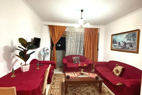 Shtepi me qera 2+1 ne Tirane - 550 Euro