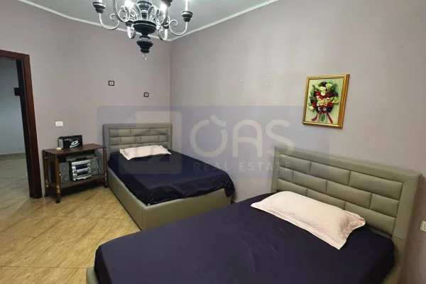 Shtepi me qera Apartament ne Tirane, 2+1, Mobilimi E mobiluar, Pagesa 550  Euro.