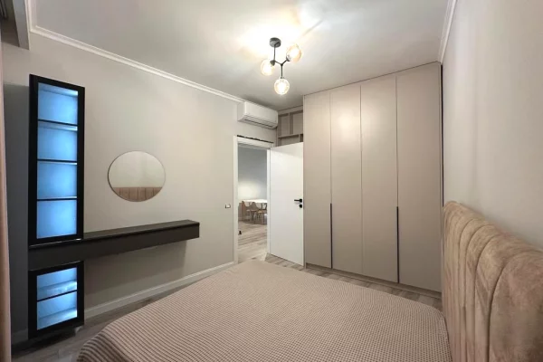 Shtepi me qera 1+1 ne Tirane - 680 Euro