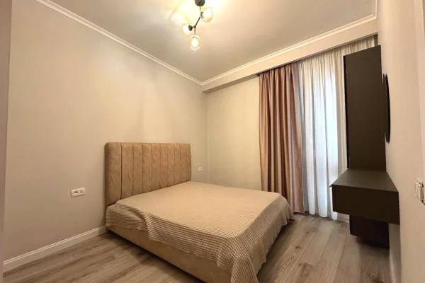 Shtepi me qera 1+1 ne Tirane - 680 Euro