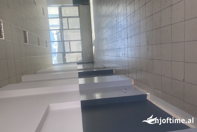 jepet me qera duqan ne zonen e autostrates km2