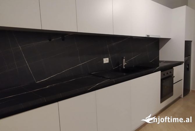 Shtepi me qera 2+1 ne Tirane - 500 Euro
