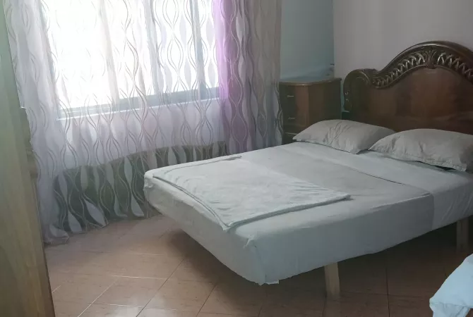 Shtepi me qera 2+1 ne Tirane - 50,000 Leke