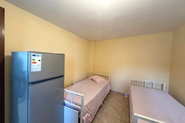 Shtepi me qera 1+1 ne Tirane - 30,000 Leke