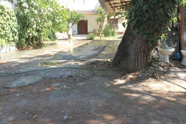 Shtepi me qera Shtepi Private ne Tirane, 2+1, Mobilimi E mobiluar, Pagesa 400  Euro.