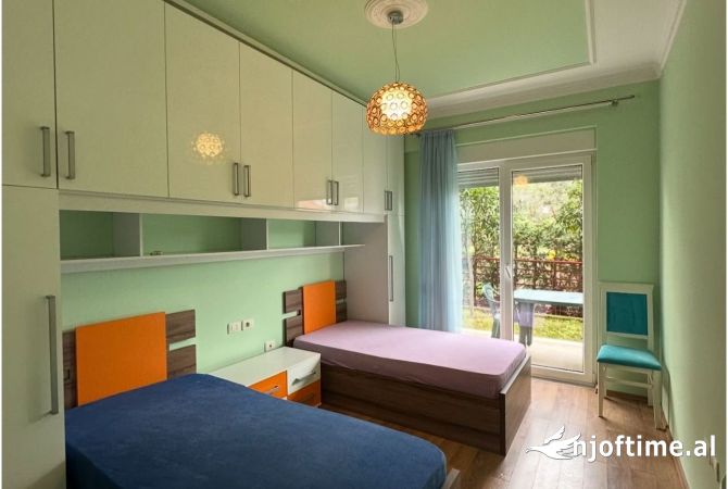 Shtepi me qera 2+1 ne Tirane - 700 Euro