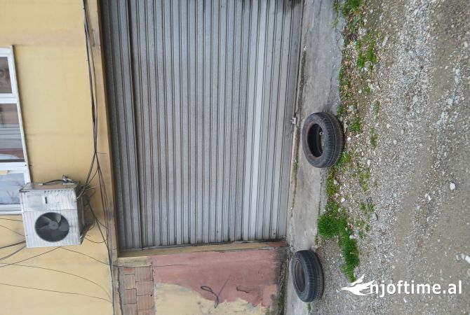 Ambient biznesi me qera 1+1 ne Tirane - 20,000 Leke
