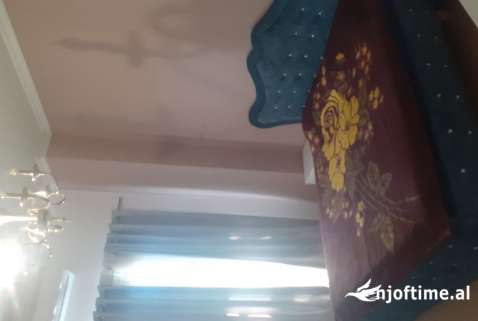 Shtepi me qera 2+1 ne Tirane - 450 Euro