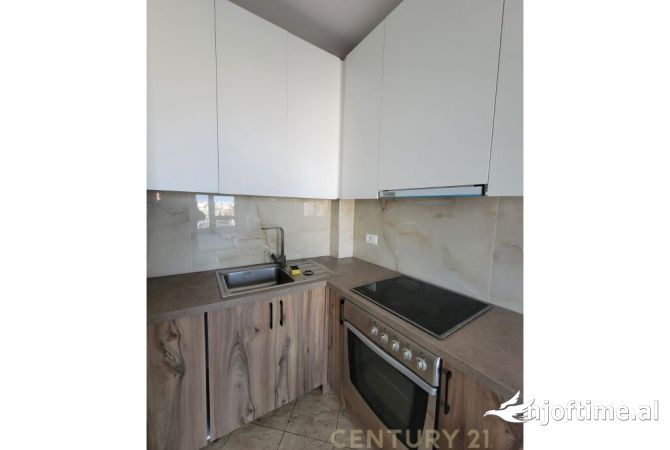 Shtepi me qera Garsoniere ne Tirane - 350 Euro
