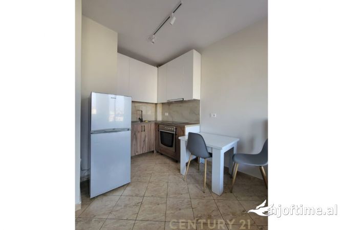 Shtepi me qera Garsoniere ne Tirane - 350 Euro