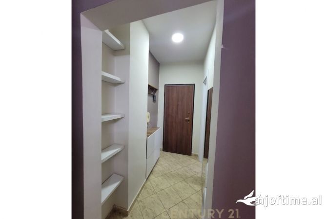 Shtepi me qera Garsoniere ne Tirane - 350 Euro