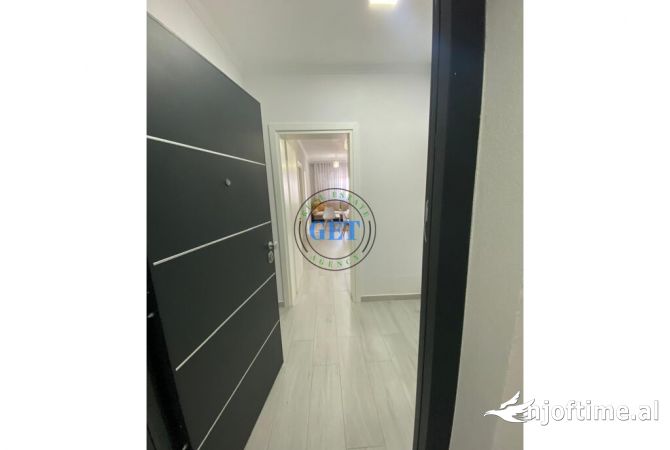 Shtepi me qera Apartament ne Durres, 2+1, Mobilimi E mobiluar, Pagesa 450  Euro.