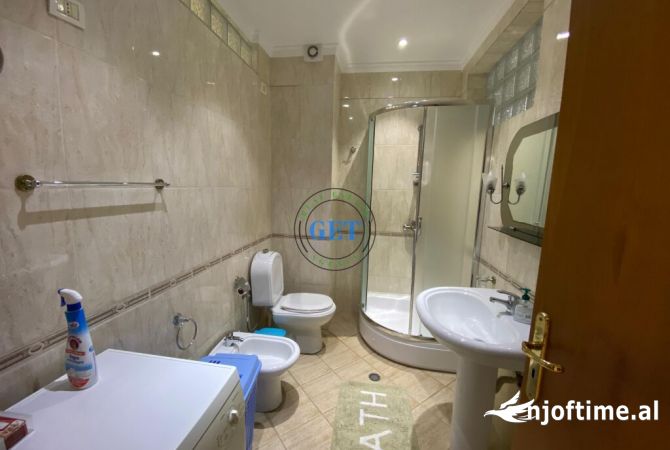 Shtepi me qera Apartament ne Durres, 1+1, Mobilimi Pjeserisht e mobiluar, Pagesa 450  Euro.