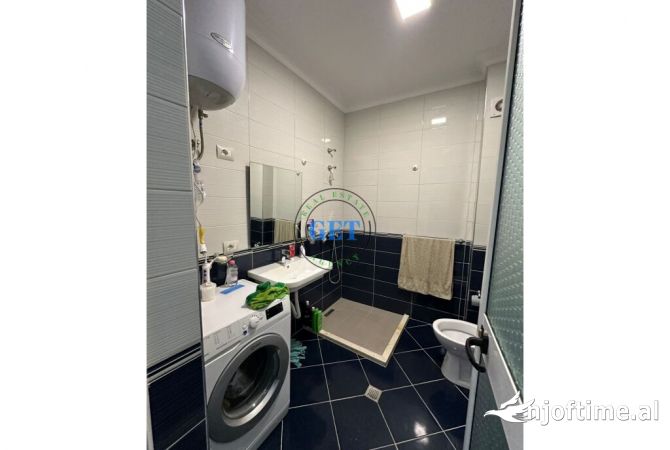 Shtepi ne shitje Apartament ne Durres, 2+1, Mobilimi E mobiluar, Pagesa 115,000  Euro.