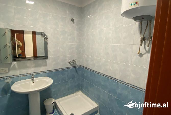 Ambjent per zyra ne bllok