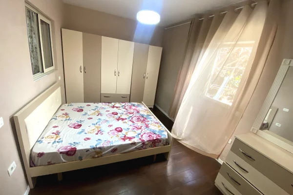 🏡 Jepet me qera Apartament 2+1 te ish Tregu Elektrik, Tiranë
