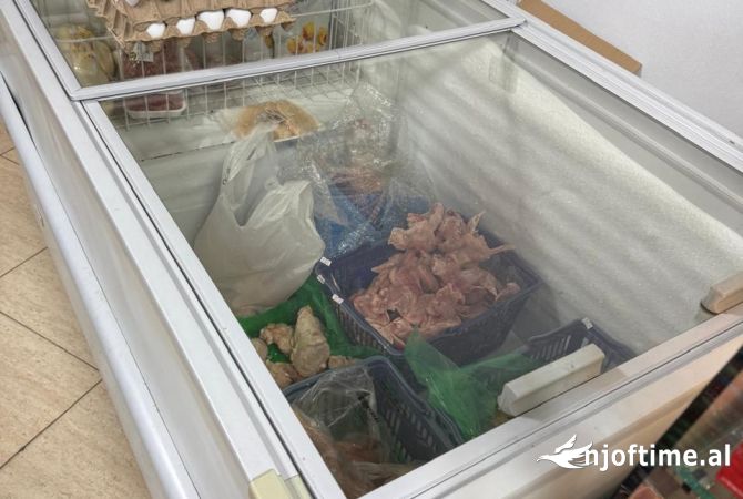 Pajisje biznesi ne shitje  ne Tirane - 3,000 Euro