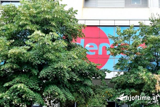 Ambient biznesi me qera 1+1 ne Shkoder - 30,000 Leke