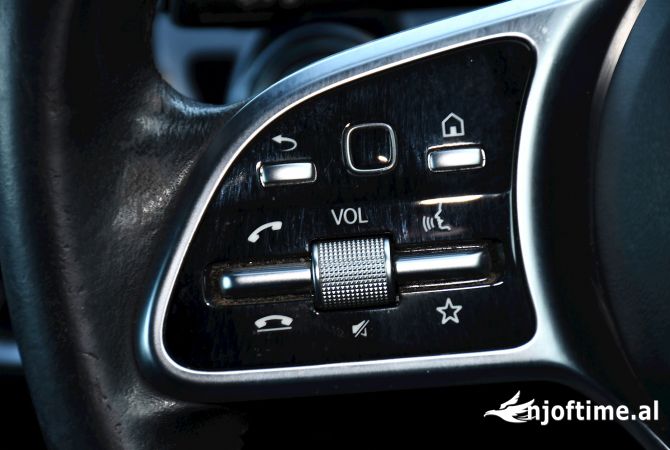 Makina ne shitje ne Tirane, Mercedes-Benz, 2019 Benzine,Kambio Manual Pagesa 16,500  Euro.