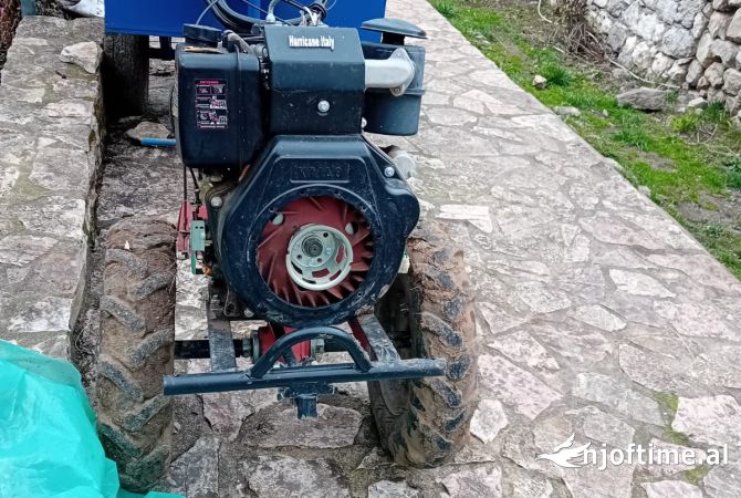 Pajisje bujqesi dhe kopshtari  ne Korce - 100,000 Leke