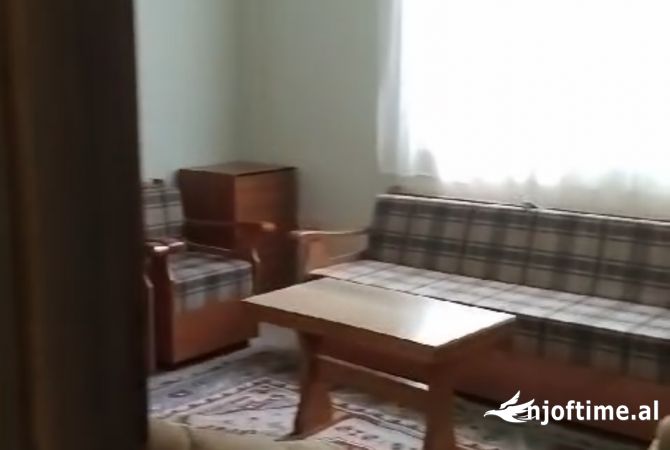 Shtepi me qera 1+1 ne Tirane - 25,000 Leke