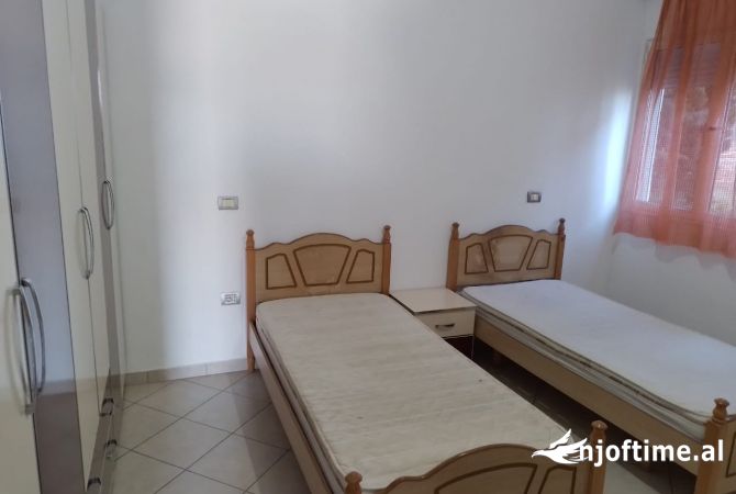 Shtepi me qera 1+1 ne Tirane - 300 Euro