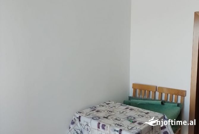 Shtepi me qera 1+1 ne Tirane - 300 Euro