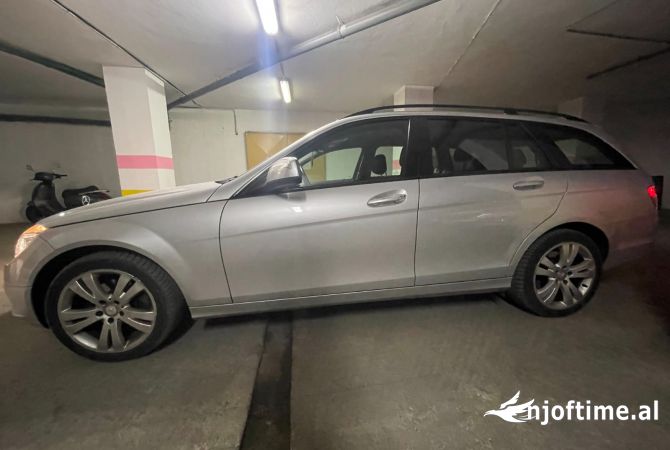 Makina ne shitje ne Tirane, Mercedes-Benz, 2008 Diesel,Kambio Manual Pagesa 5,300  Euro.