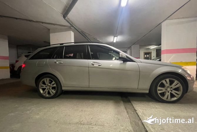 Makina ne shitje ne Tirane, Mercedes-Benz, 2008 Diesel,Kambio Manual Pagesa 5,300  Euro.