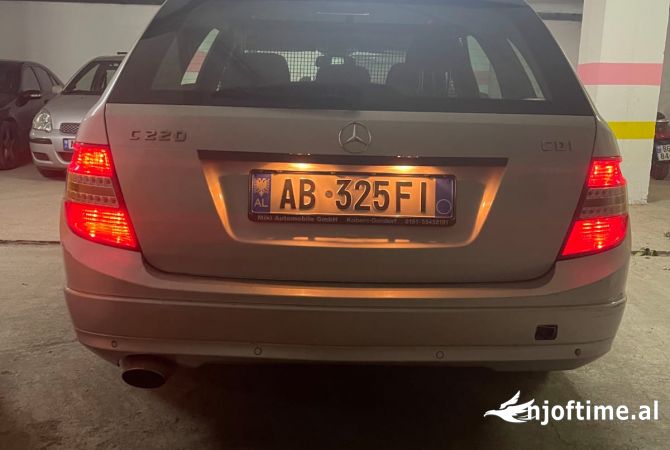Auto in Vendita  a Tirana - 5,300 Euro