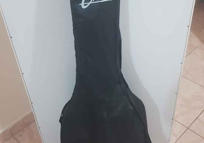 Accessori uomo e donna  a Tirana - 100 Euro