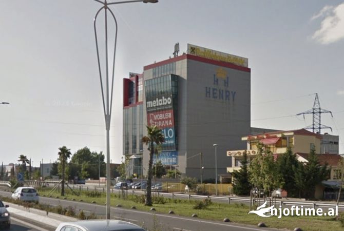 Business Property for Rent 1+1 in Tirana - 3,200 Euro