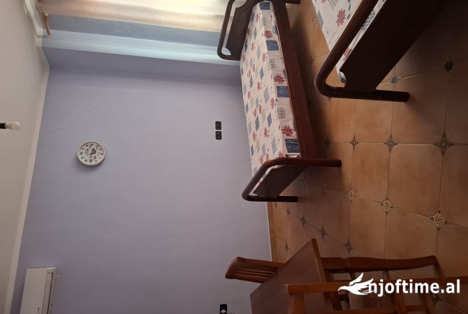 Shtepi me qera 2+1 ne Tirane - 450 Euro