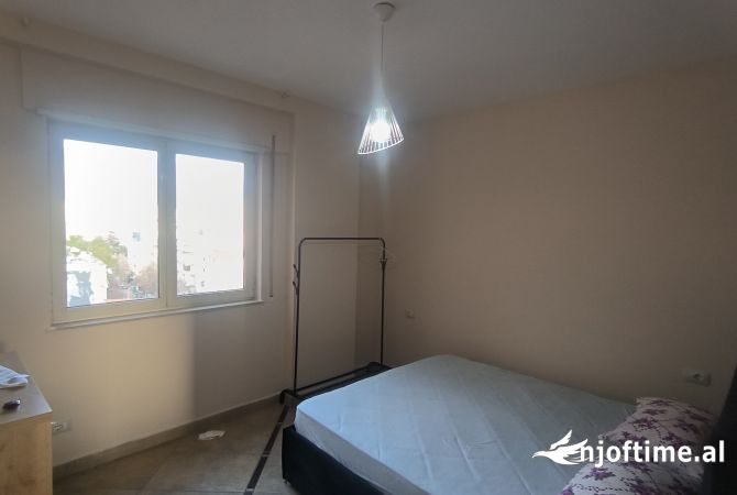 Shtepi me qera 2+1 ne Tirane - 500 Euro