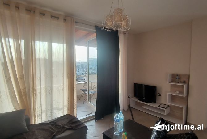 Shtepi me qera 2+1 ne Tirane - 500 Euro