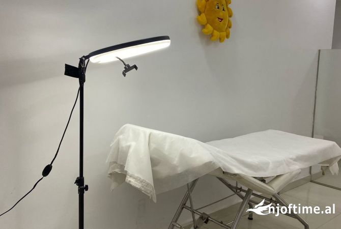 Ambient biznesi me qera 1+1 ne Tirane - 450 Euro