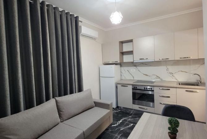 Shtepi me qera 1+1 ne Tirane - 35,000 Leke