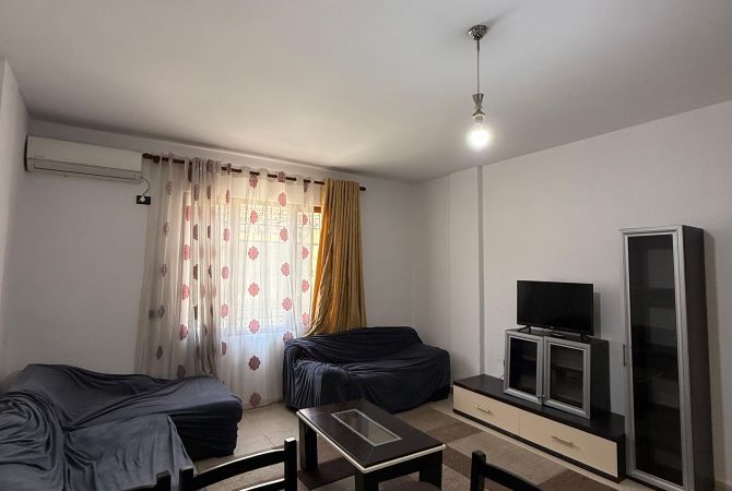 Shtepi me qera 1+1 ne Tirane - 450 Euro